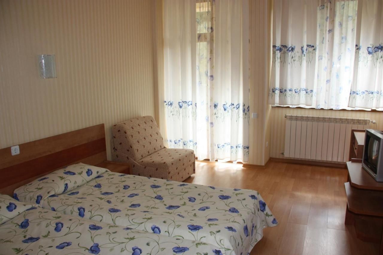 Отель Family Hotel Gorski Kut Рильский монастырь-33